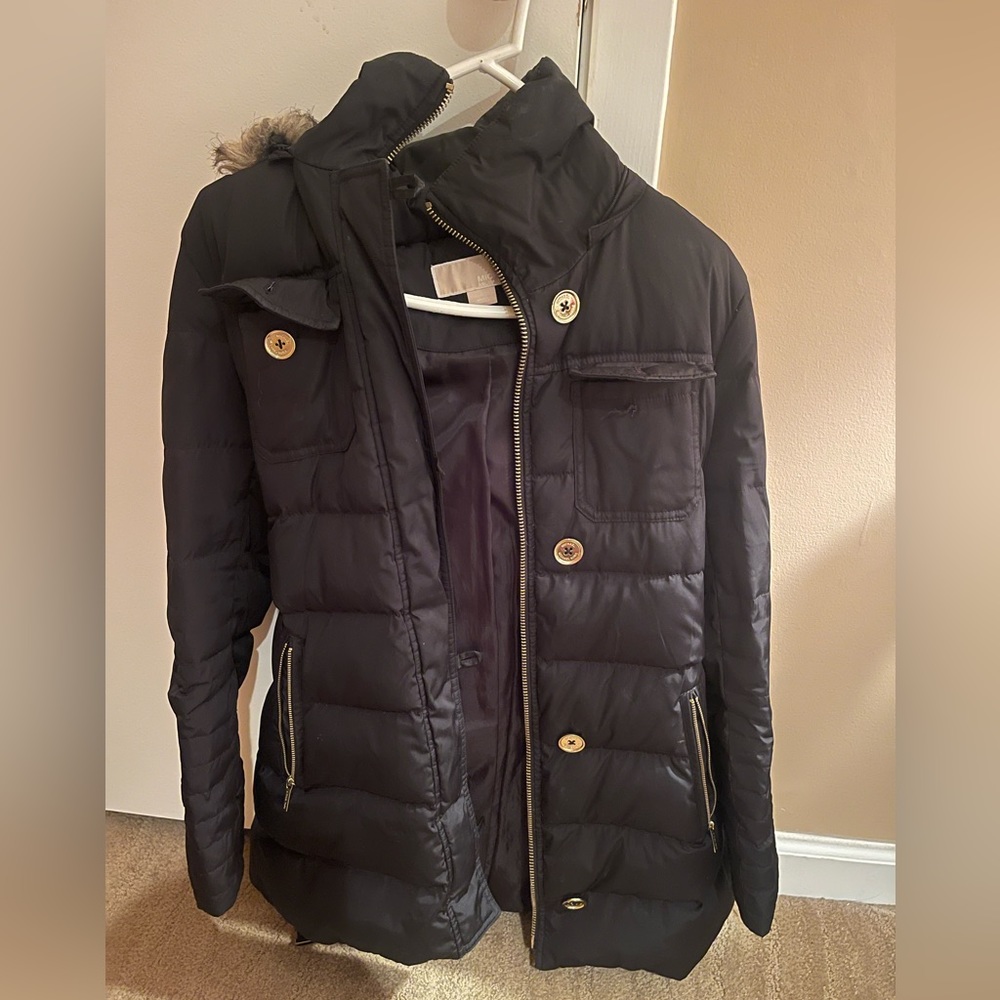 MICHAEL KORS Well Worn Belted Puffer Coat Size M